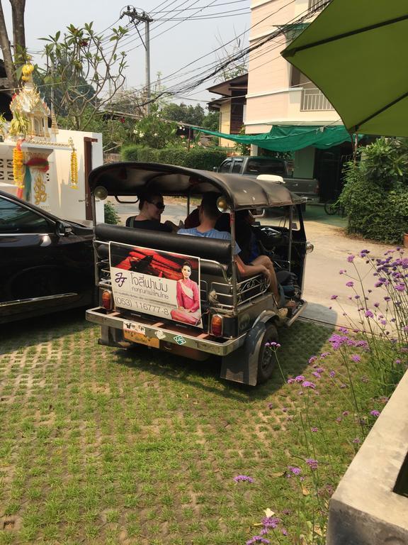 The Home Chiangmai Luxury Guesthouse チエンマイ エクステリア 写真
