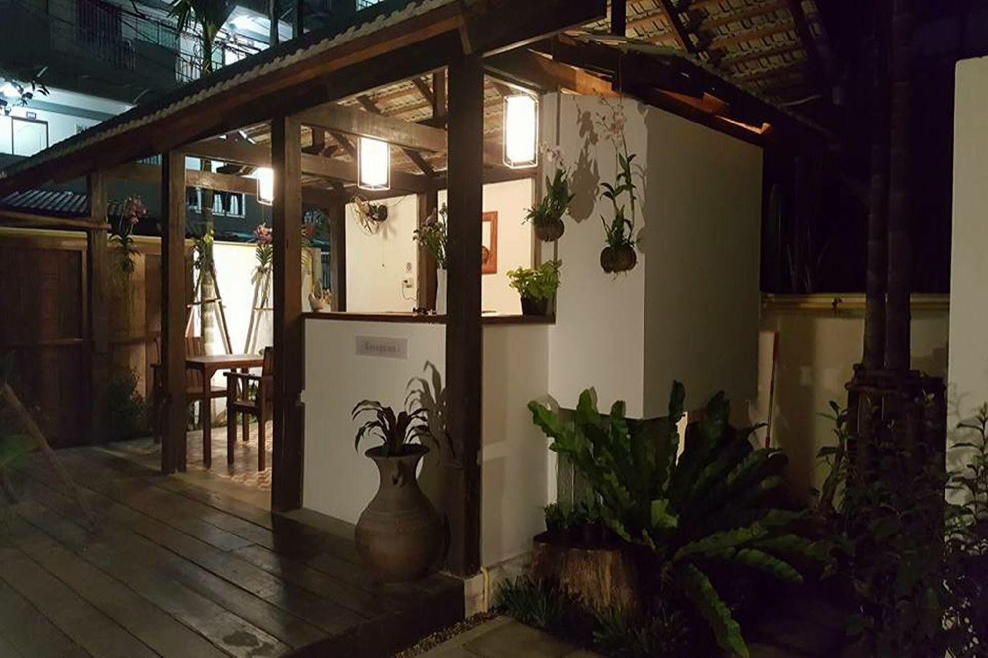 The Home Chiangmai Luxury Guesthouse チエンマイ エクステリア 写真