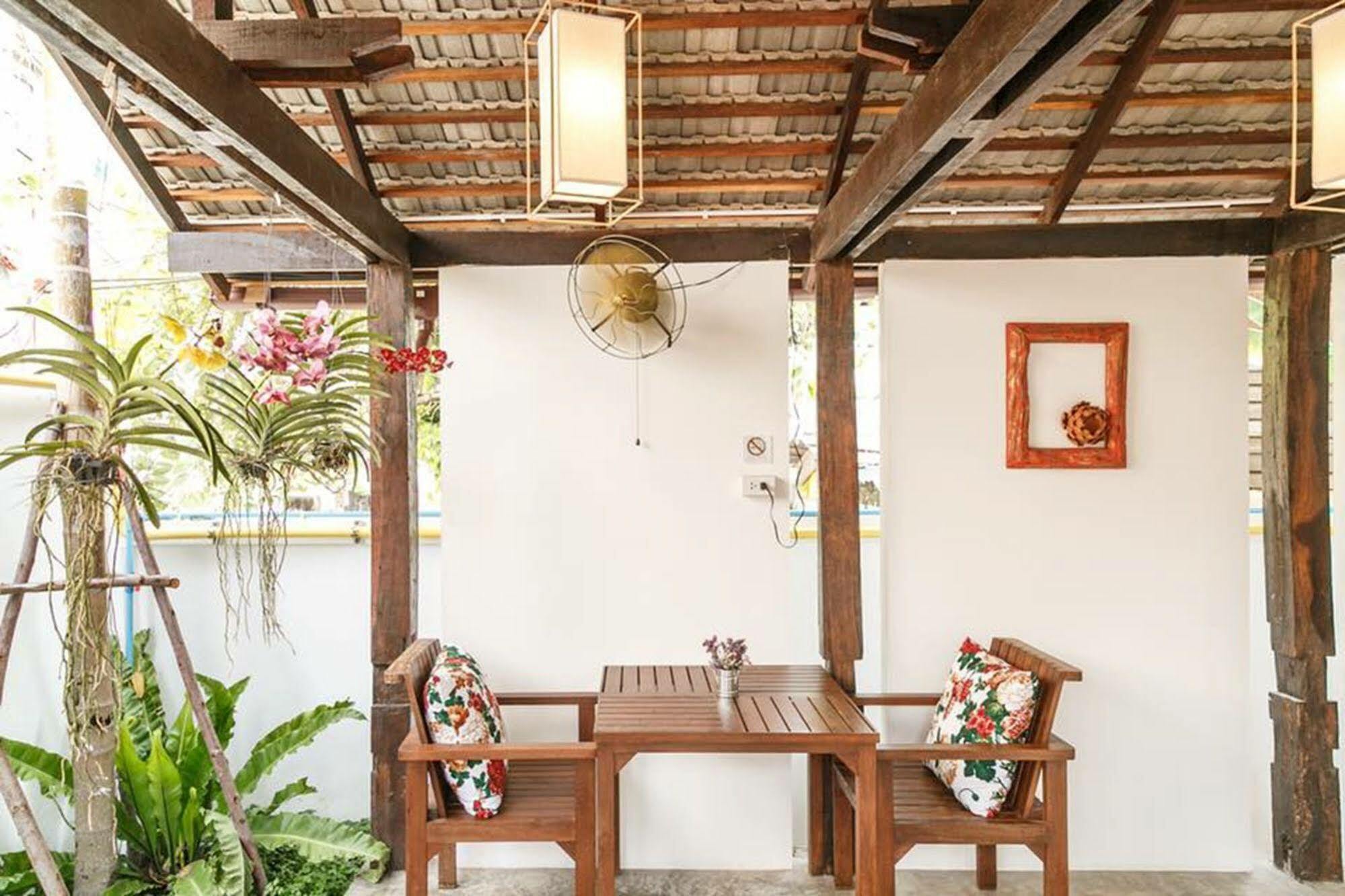 The Home Chiangmai Luxury Guesthouse チエンマイ エクステリア 写真