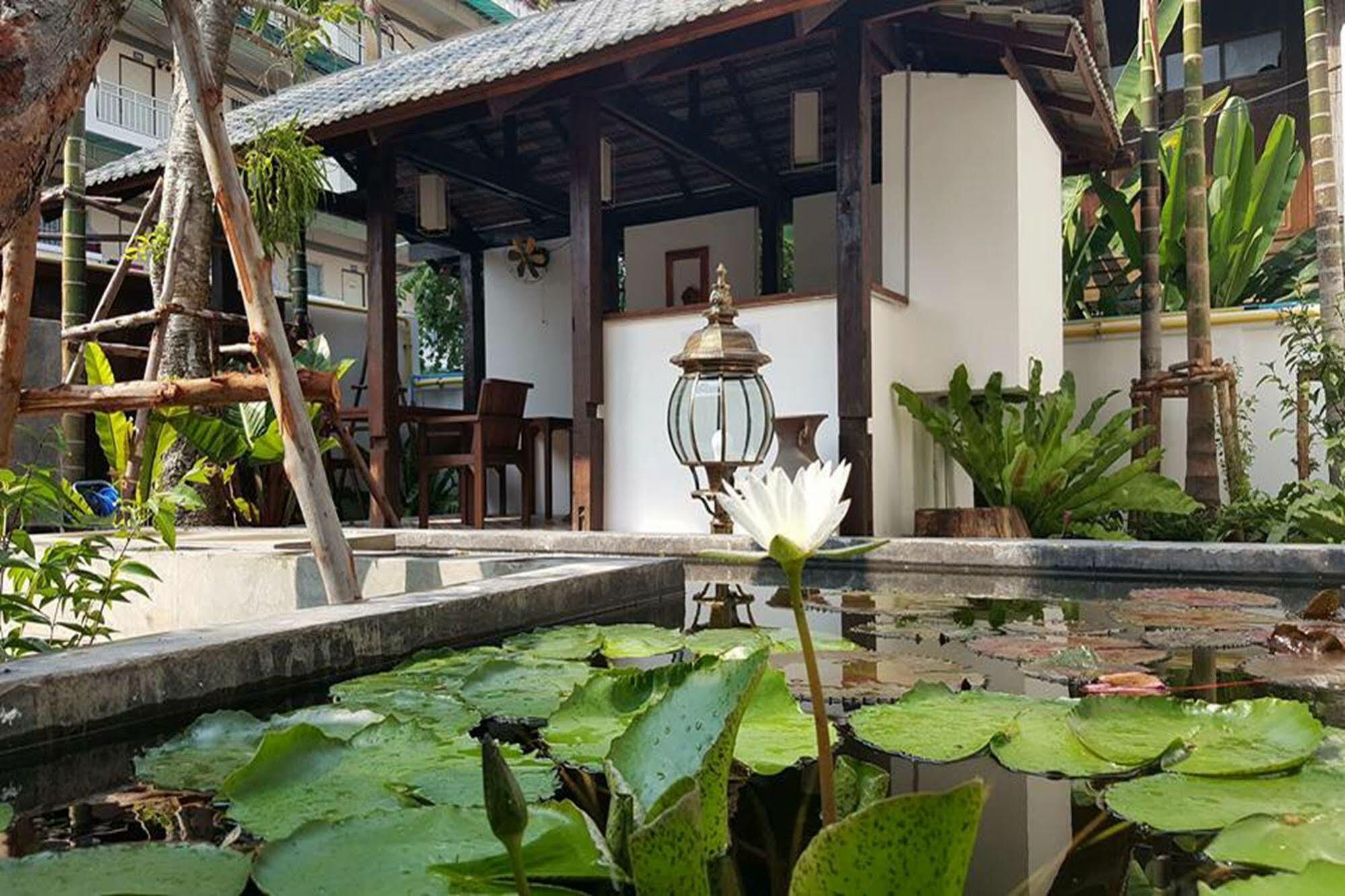 The Home Chiangmai Luxury Guesthouse チエンマイ エクステリア 写真